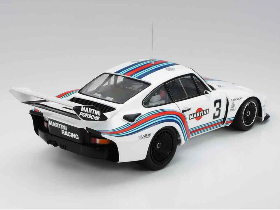 Tamiya Porsche 935 Martini 1976 World Championship Kit Montaggio TA20070 - Immagine 3 di 4