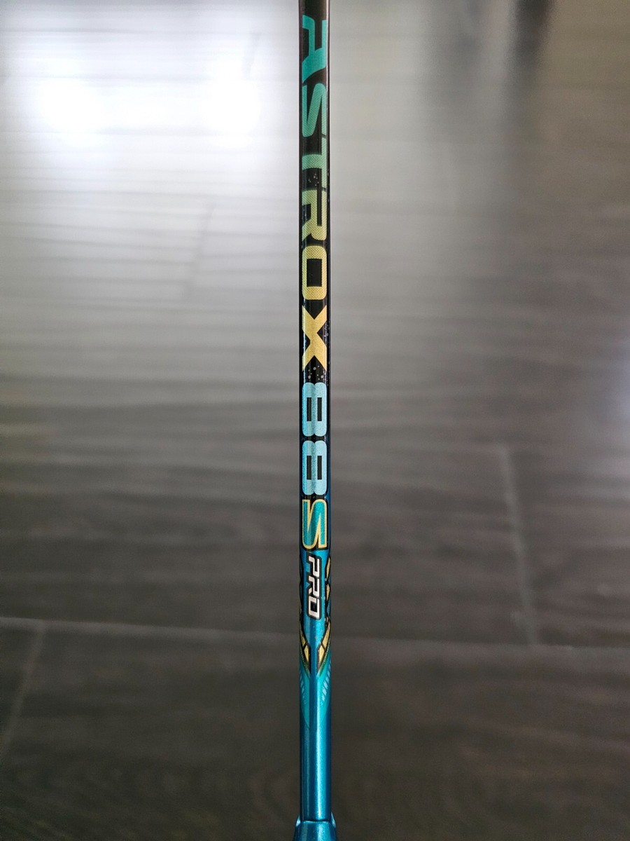 Yonex astrox 88d pro or 88s pro from Japan (with strung and Yonex astrox 88d pro or 88s pro from Japan (with strung and
