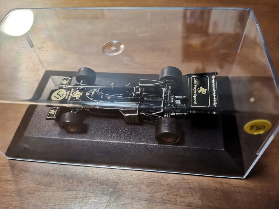 LOTUS 72D - N°31 FITTIPALDI - FORMULA 1 - scala 1/43 - QUARTZO - Immagine 2 di 2