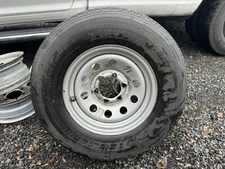 Used Radial Trailer Tire & Rim 5242 225/75R15 225/75 15 6Lug Modular Wheel