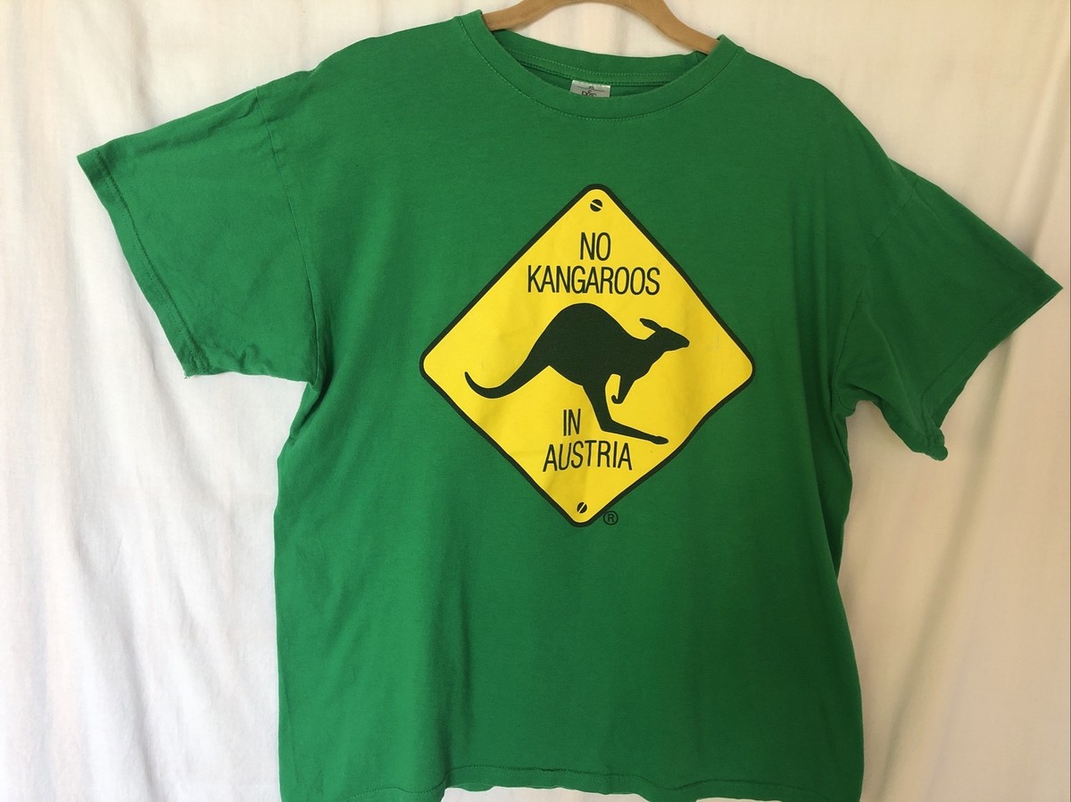 Australia Tourist T-Shirt Funny Green No Kangaroos In Austria Sz