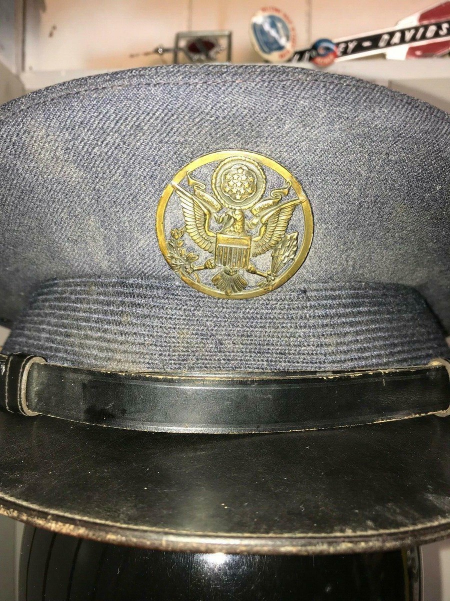 VINTAGE US AIR FORCE MILITARY CAP HAT BADGE SCREW-ON PIN