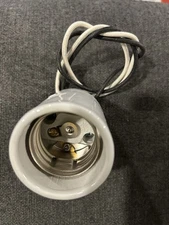 Leviton Mogul Base Light Socket Lamp Holder 5 KV Pulse Rated HID E40 E45 8783