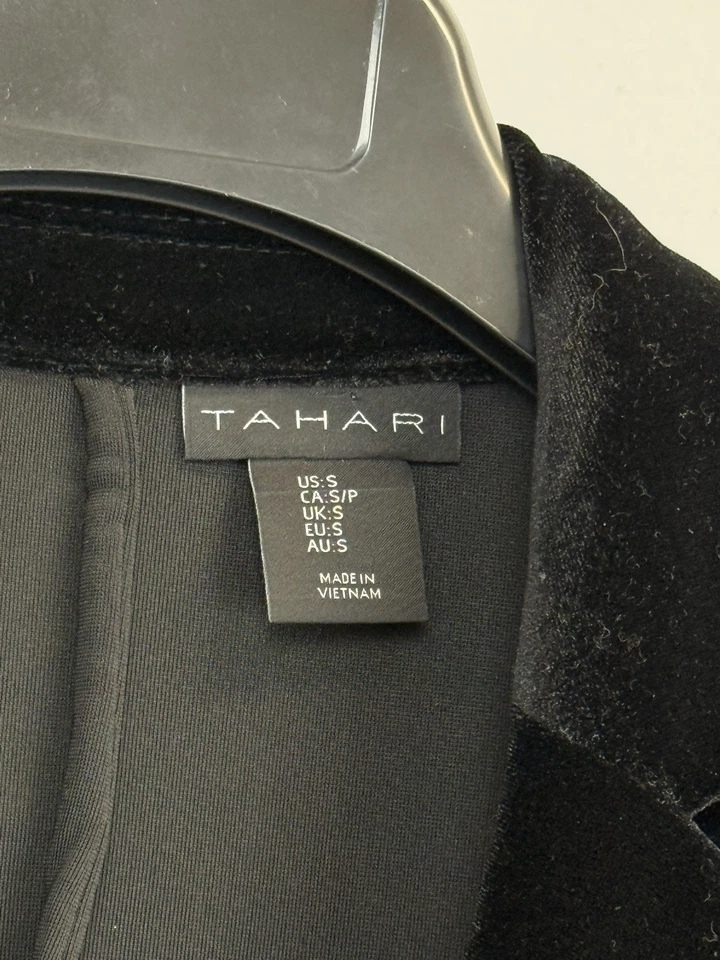 Blazer de terciopelo Tahari para mujer talla pequeña negro cuello un botón chaqueta elástica Foto 2 de 4