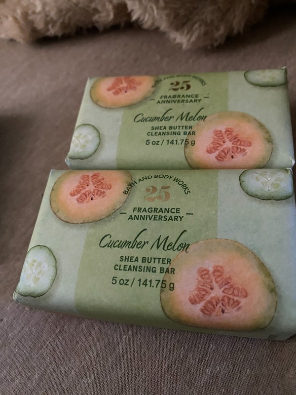 Set of 2! New bath & body works cucumber melon bar soap w/ shea butter.