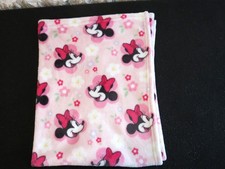 Disney Baby Classic Minnie Mouse Face Heads Flowers Blanket Pink Bows Plush