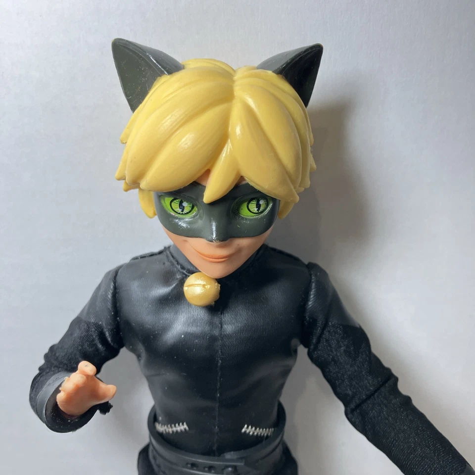Figura de acción muñeca articulada Miraculous Ladybug CAT NOIR 11" Zag Bandai Foto 2 de 4