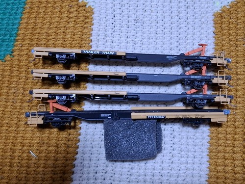 Juego Walthers "Four Runner", juego de corredor delantero conectado con barra de tracción, TTFX 60047 | Condition: Used