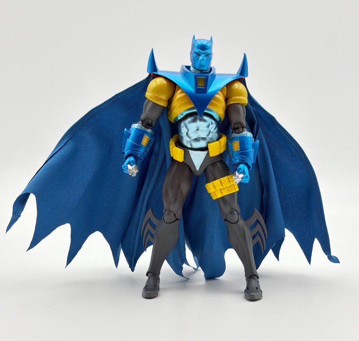 Mafex Knightfall Azrael Batman Action Figure #144 DC Comics Action