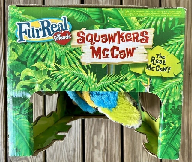 FurReal Friends Squawkers McCaw Bird Macaw Parrot New in Box 2007