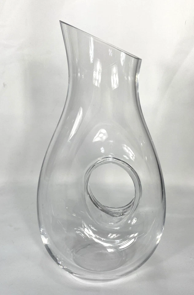 Jarra de vino o jugo de vidrio transparente Luigi Bormioli Italia Crescendo 48 onzas 1,4 L Foto 2 de 4