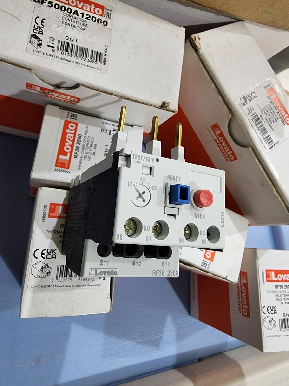 lovato rf38 2300 thermal overl, setting range 17 - 23A for BF09 - BF38 contactor