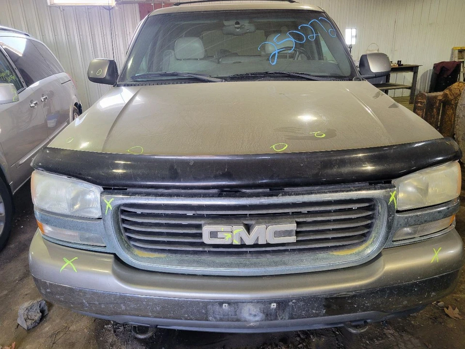 Console Front Floor With Rear Controls Opt UK6 Fits 00-02 YUKON 2058139 - Image 2 of 4