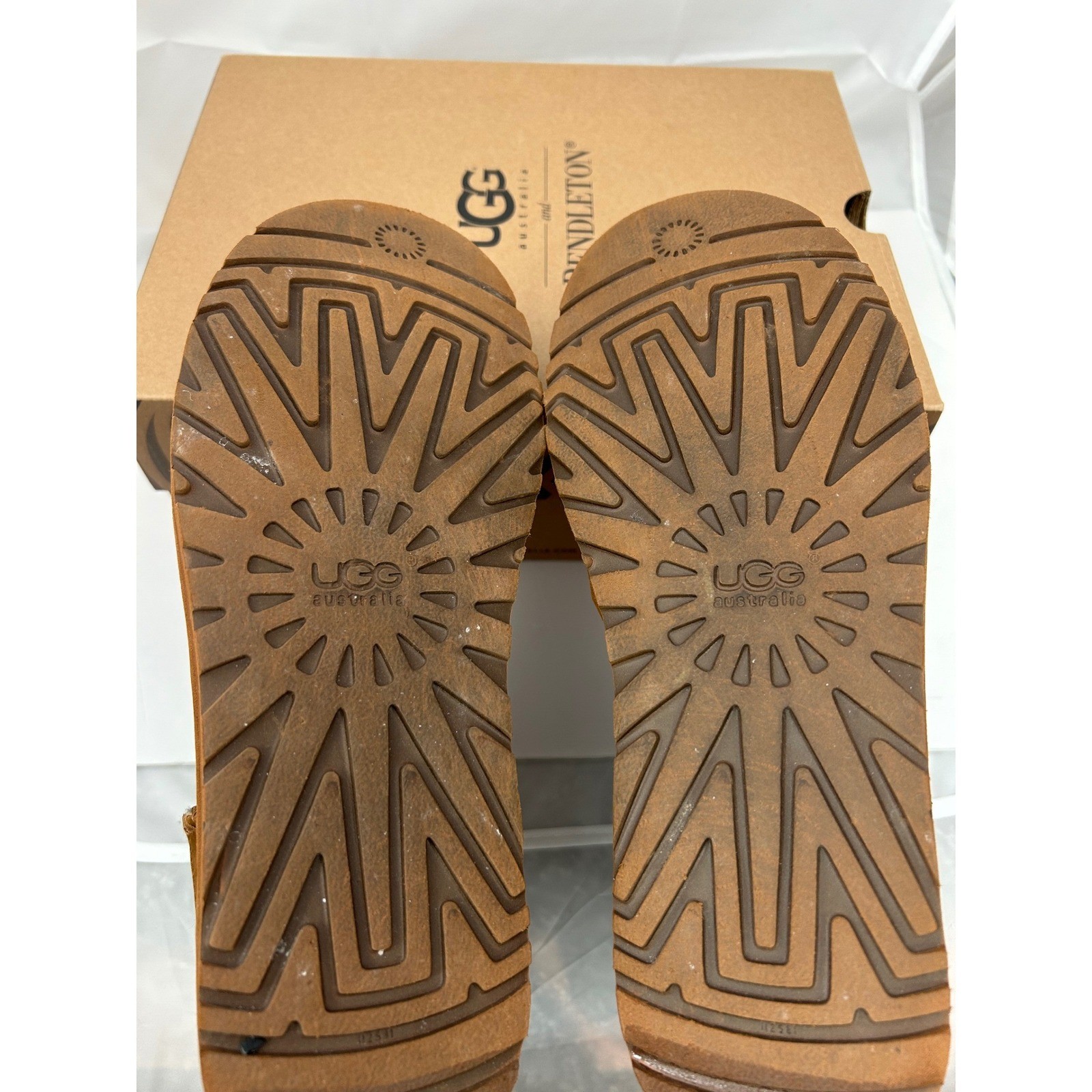 UGG Pendleton Classic Mini boots chestnut brown w… - image 10