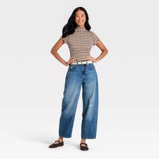 Women's High-Rise Easy Barrel Jeans - Universal Thread Medium WashSize 2 Nwt