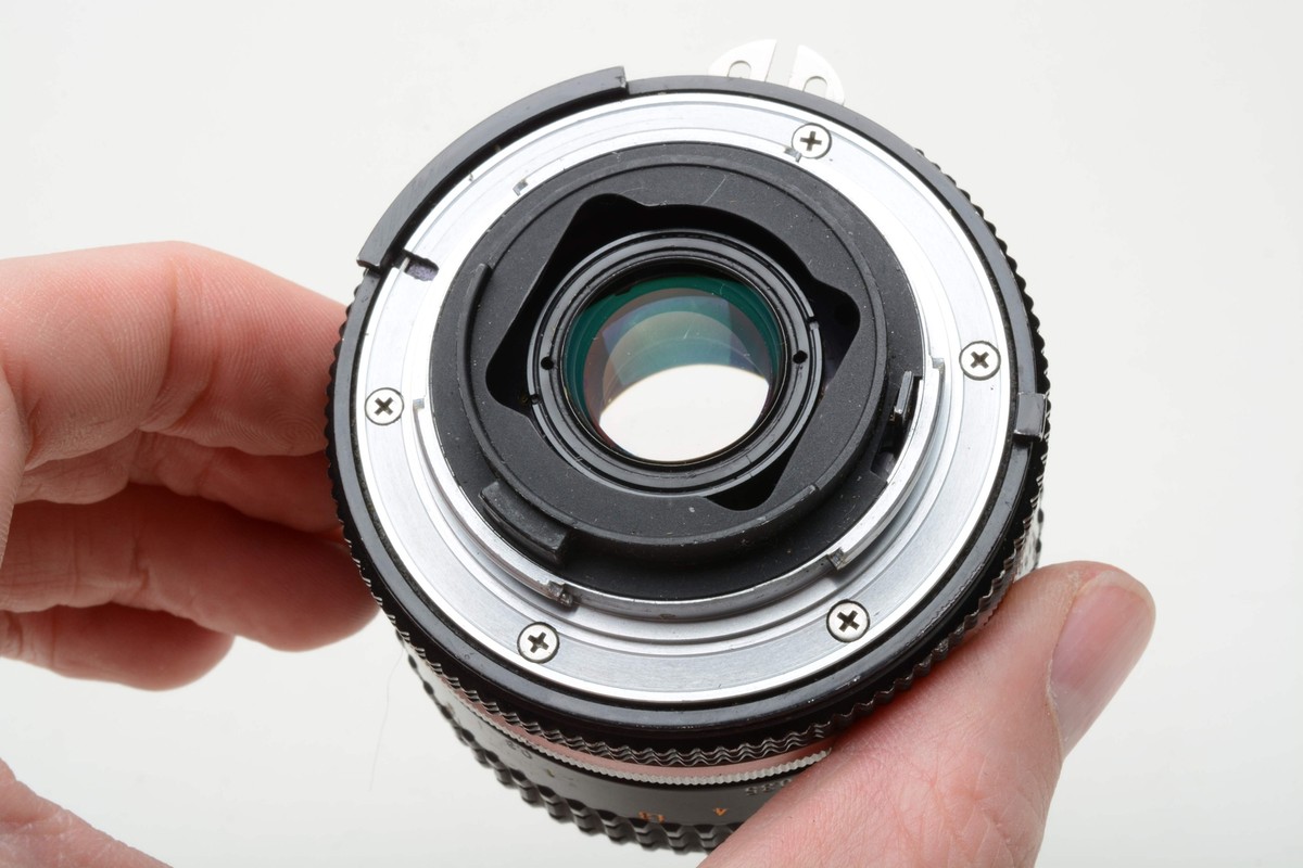 Nikon Nikkor MF 55mm f3.5 AI Micro lens, caps, clean & sharp Nikon Nikkor MF 55mm f3.5 AI Micro lens, caps, clean & sharp