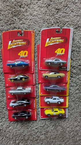 10 CARS OF JOHNNY LIGHTNING 40 YEARS 1:64 SCALE DIECAST CARS!