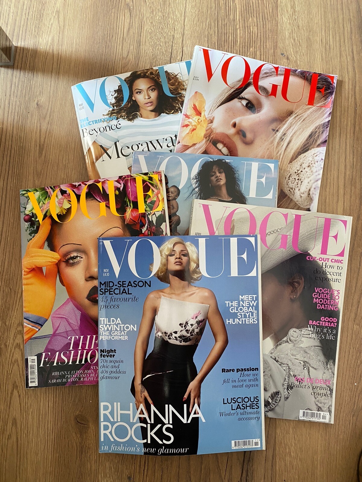 PRIVATE SALE VOGUE MAGAZINE