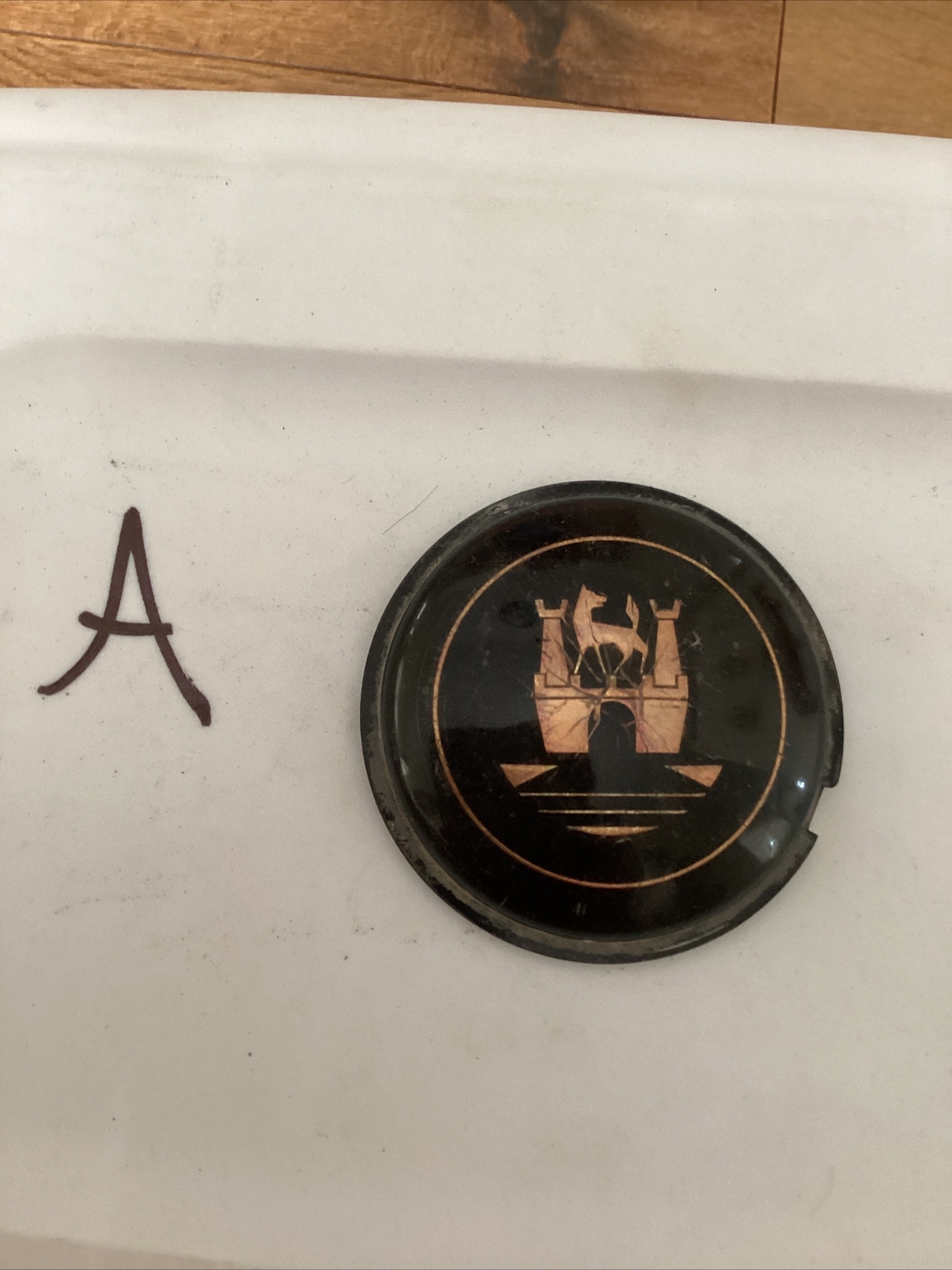 Picture 1 of 2