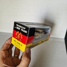Voiture Miniature Trabant 1/43 De Chez Vitesse - En Boîte D'origine - Occasion - Modèle De Collection