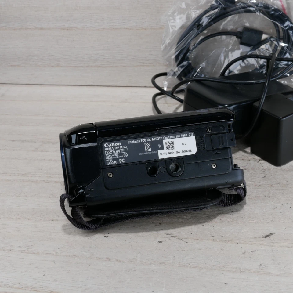 Canon VIXIA HF R62 Full HD 1080p Camcorder *GOOD/TESTED* W Charger - Image 4 of 4