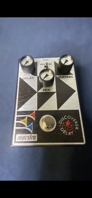 MAESTRO DISCOVERER  Analog Delay Modulation Guitar Pedal comes with original box