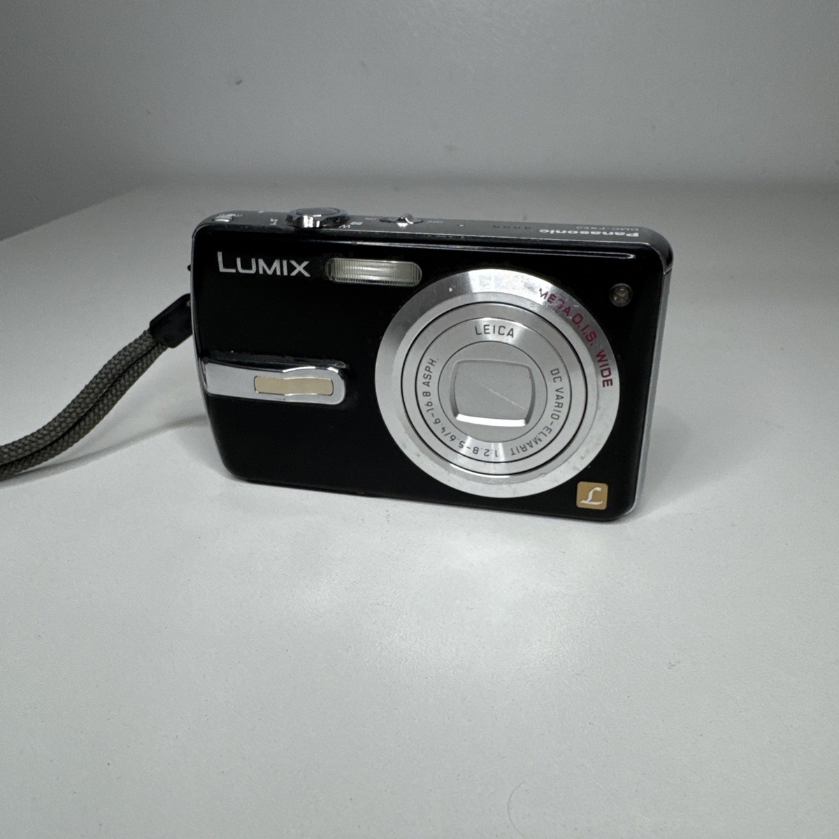◯ Panasonic LUMIX DMC-FX50 LUMIX Panasonic DMC-FX50 7.2MP Digital Camera Black TESTED W
