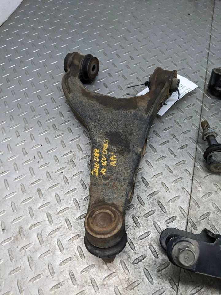 13-17 JUEGO BRAZO DE CONTROL INFERIOR Y SUPERIOR TRASERO DERECHO SUBARU XV CROSSTREK AWD, 1132 Foto 2 de 4