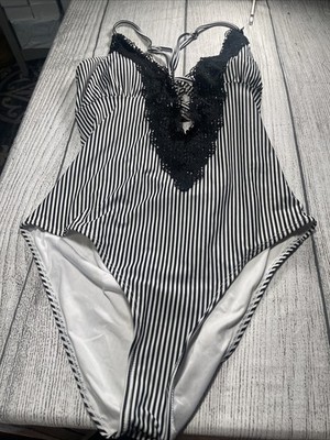 CUPSHE Striped One Piece Swim Suit Black/White Women's L