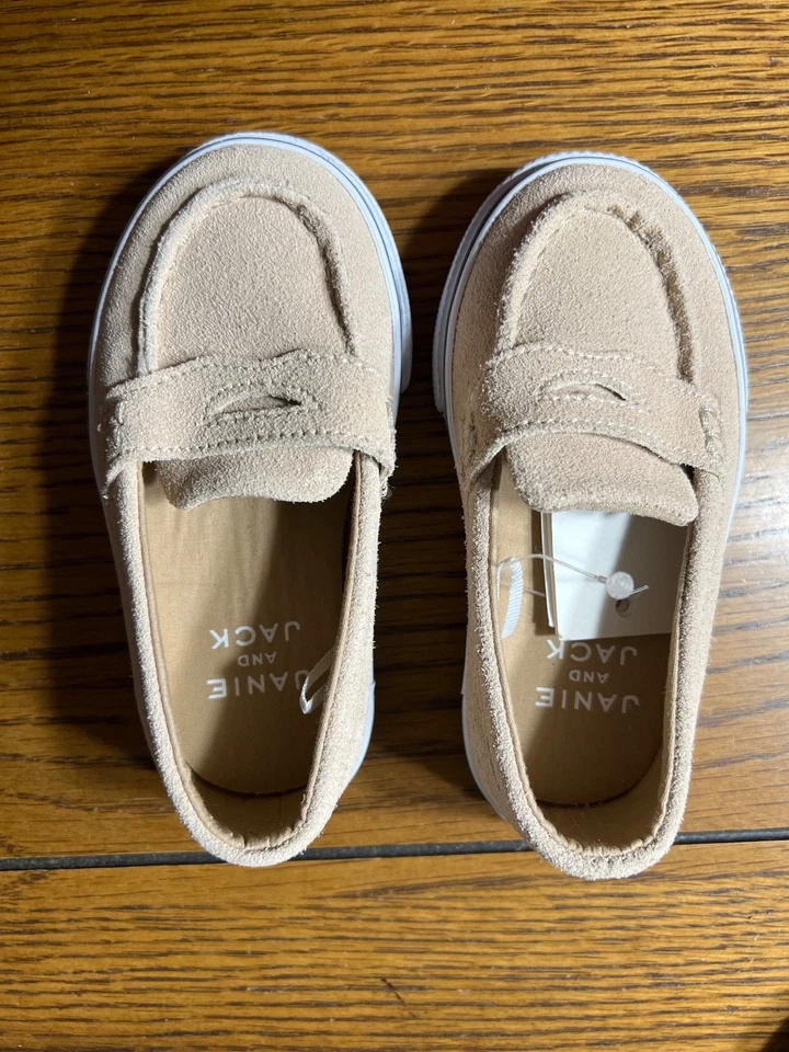 NUEVO CON ETIQUETAS Janie and Jack Flower Show Caqui Gamuza Penny Mocasín Zapatos 6 Niño Pequeño Foto 2 de 4