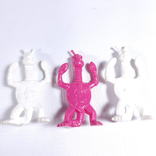 Menge 3 Tim Mee Galaxy Laser Team Star 2,5" Schildkröte Hummer Alien Figuren - Bild 1 von 5