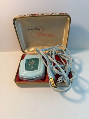 Vintage Remington Princess Women's Electric Shaver in Floral Tapestry Case works