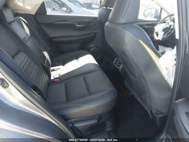 Коробка предохранителей двигателя 2016 Lexus NX200 левая от оригинального производителя б/у 101 000 миль C25571 - Изображение 3 из 4