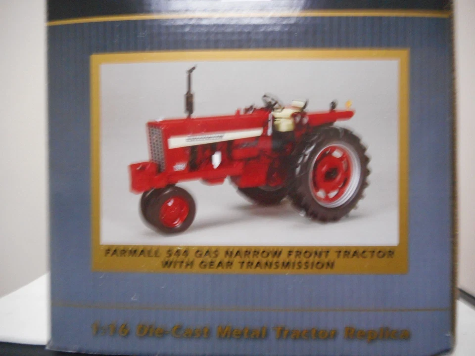 SpecCast 1/16 International Harvester Farmall 544 Gas Narrow Front Gear Tractor - Image 3 of 3