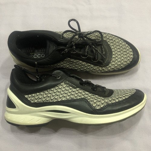 ecco canvas sneakers