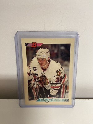 AUTOGRAPHED 1992-93 Bowman Chicago Blackhawks Hockey Card #340 Stephane Matteau