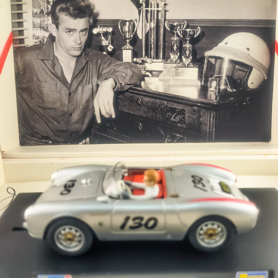 REVELL 85-4879 James Dean Porsche 550 Spyder Limited Edition 1/32 Slot Car Model - Image 2 of 4
