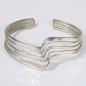 Vintage-silver-plated-copper-brass-hand-crafted-raised-wave-form-cuff-bracelet