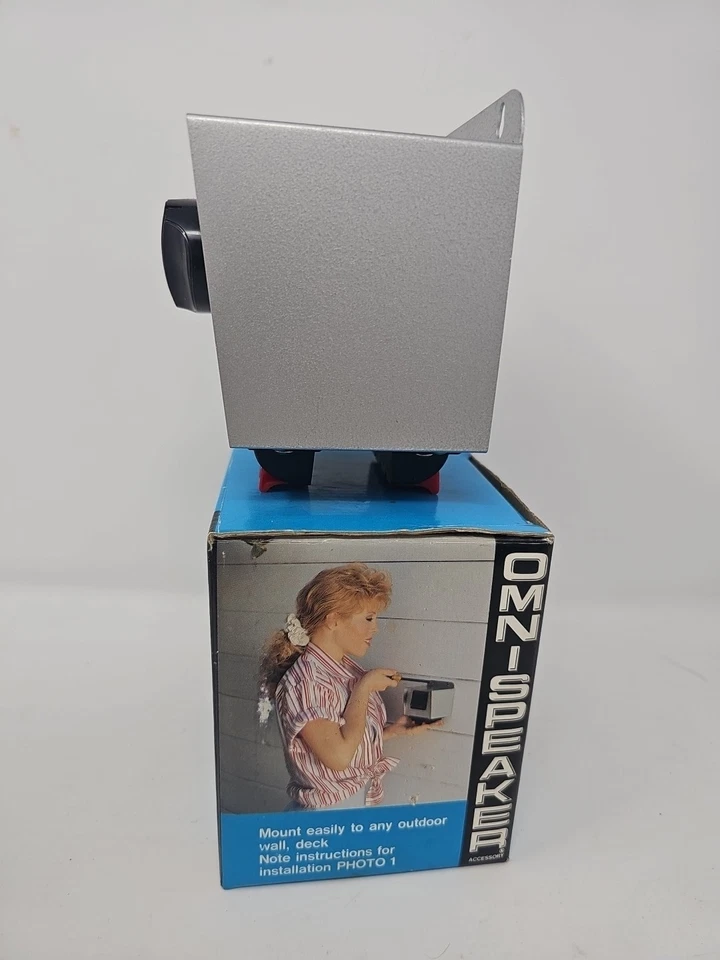 Altavoz exterior 100W Paramount Pictures control de volumen OmniSpeaker Omni Speaker Foto 2 de 4