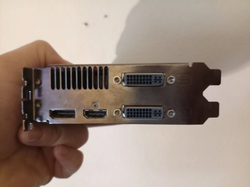 AMD ATI Radeon HD 5870 1GB Premium Graphics Card / Model C078 FREE SHIPPING - Image 4 of 4