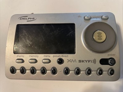 Delphi XM SkyFi SA10000 Satellite Radio Receiver Silver Black Portable SA10000