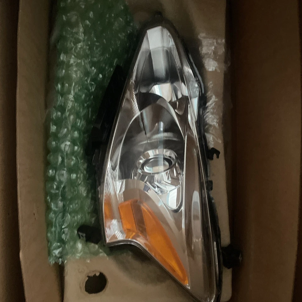 Faros laterales halógenos para conductor y pasajero Nissan Altima 2015 OEM Foto 2 de 4