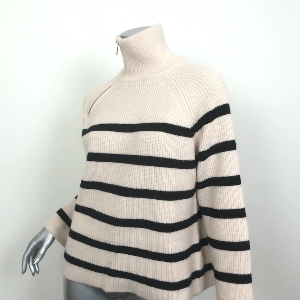Suéter Zara com zíper gola alta malha listrada cru/preto tamanho pequeno - Imagem 3 de 4