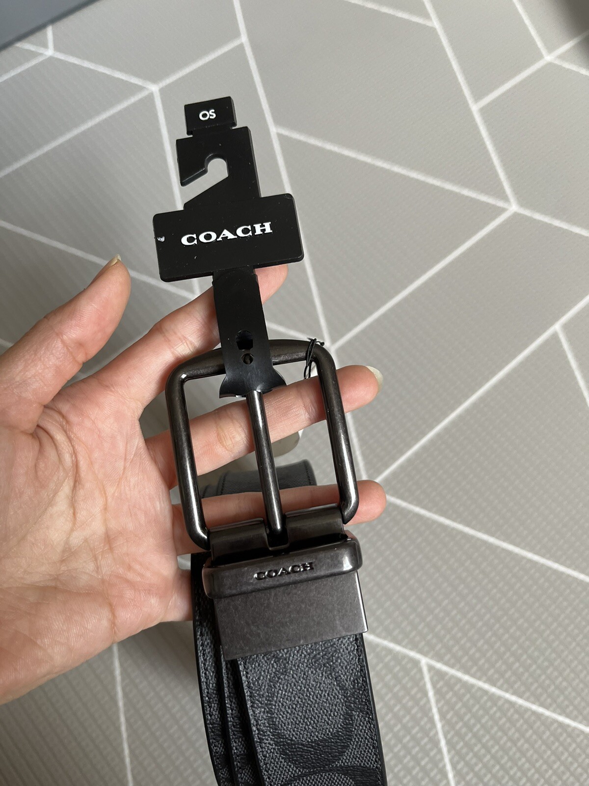 coach F64839 men’s Belt Signature Reversible Charcoal/Black New With