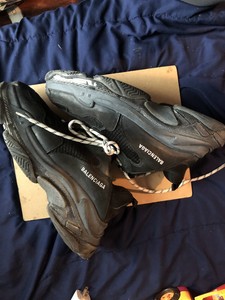 balenciaga triple s black 44
