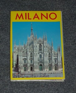 Vintage 1970s Milan Italy Tourist Booklet 20 Photos Text Description 4-1/4" x 6"