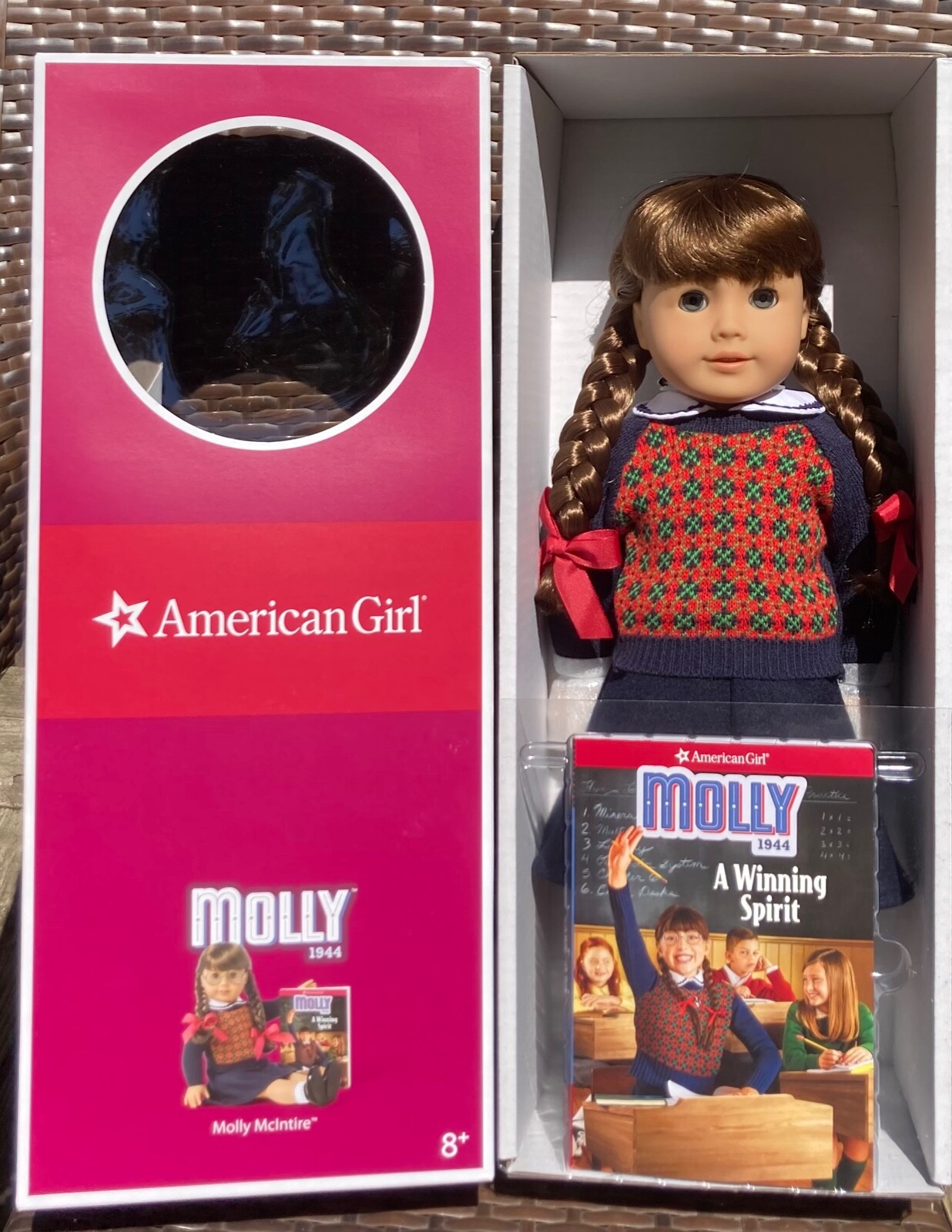 American Girl New Molly McIntire Doll & Book NIB Historical 18 inches