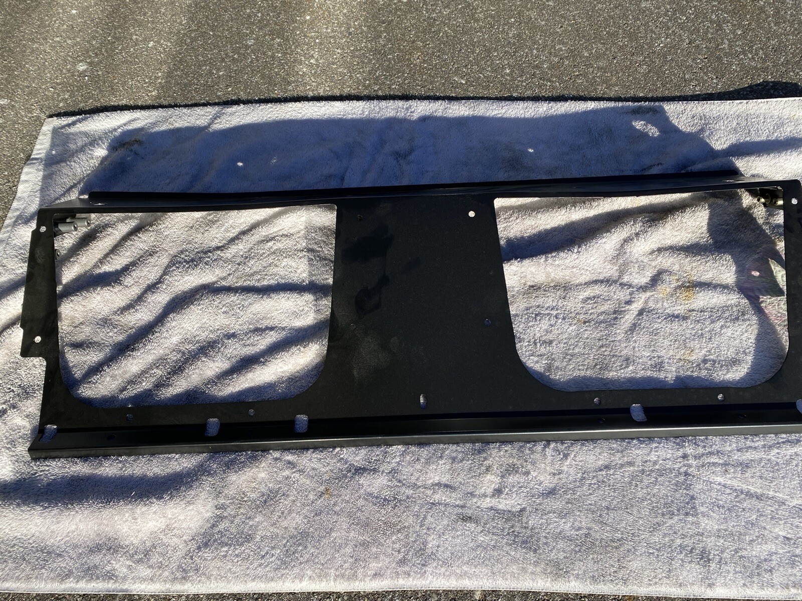 2005 2006 Ford GT  GT40 Supercar Support front grill panel