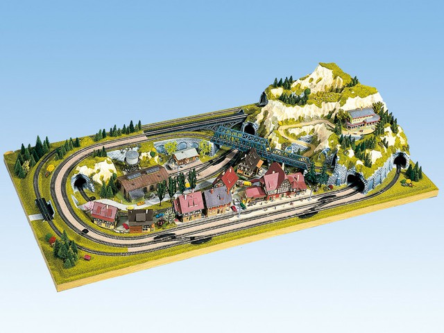 Noch Fertiggelande Spur N