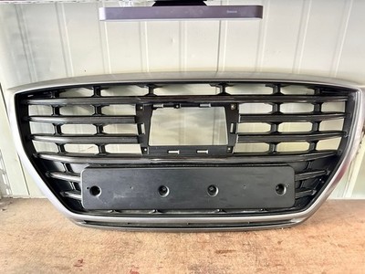 2018-2020 Genesis G80 Front Radiator Grille Assembly OEM 86350B1700 86350B1780